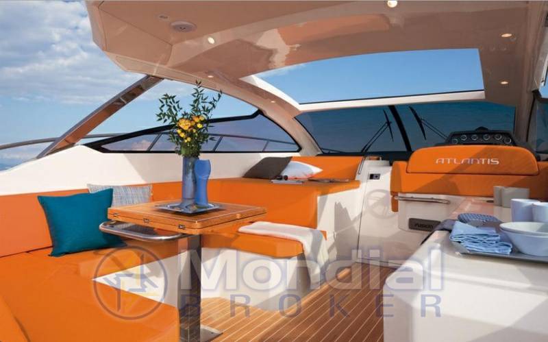 Atlantis 44