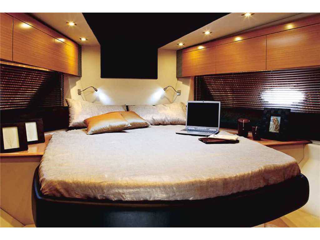 Atlantis 50