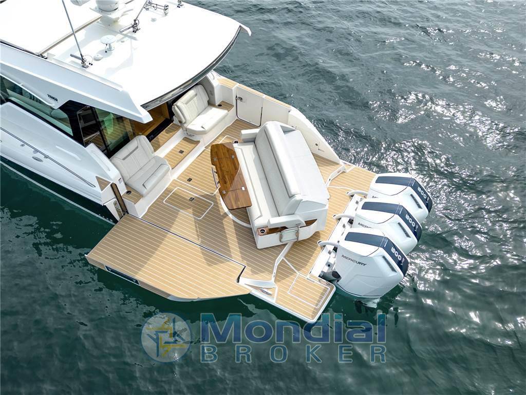 Tiara yachts 48 le