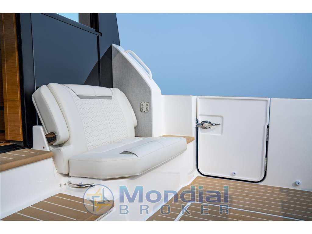 Tiara yachts 48 le