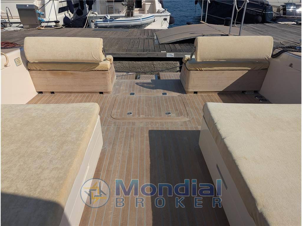 Toy marine Tender 47
