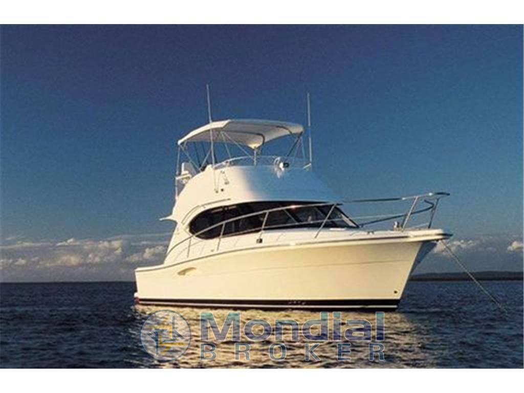 Riviera marine 33 flybridge