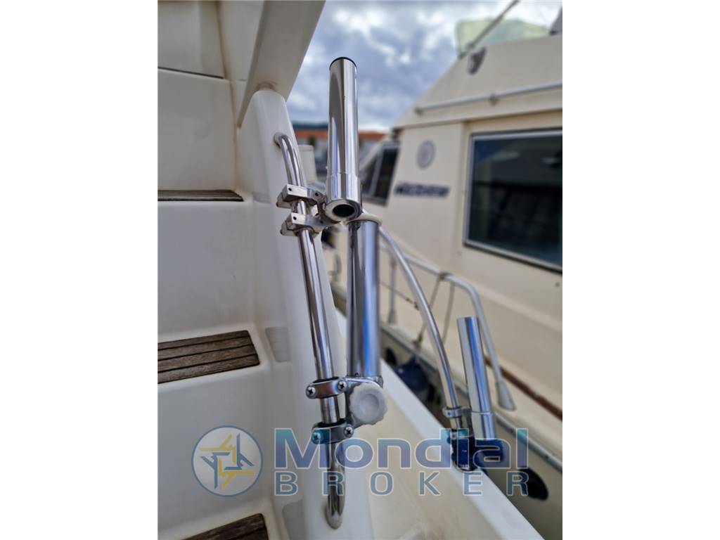Jeanneau Prestige 32 fly