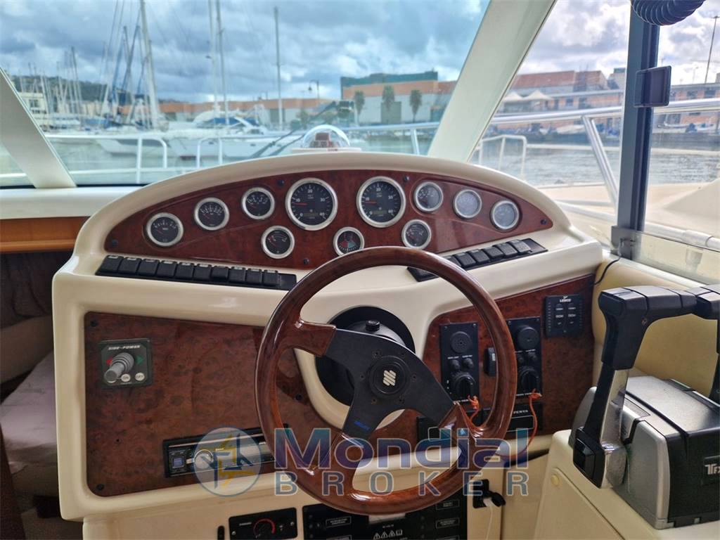 Jeanneau Prestige 32 fly