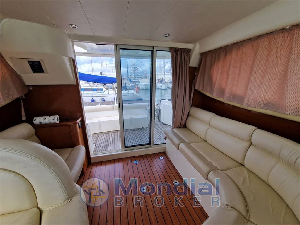 Jeanneau Prestige 32 fly