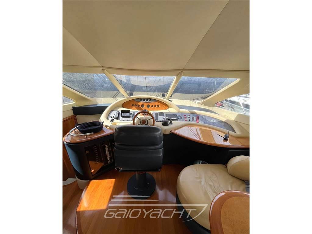 Azimut 62