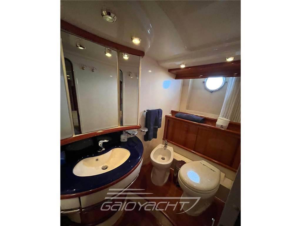 Azimut 62