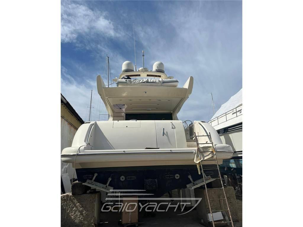 Azimut 62