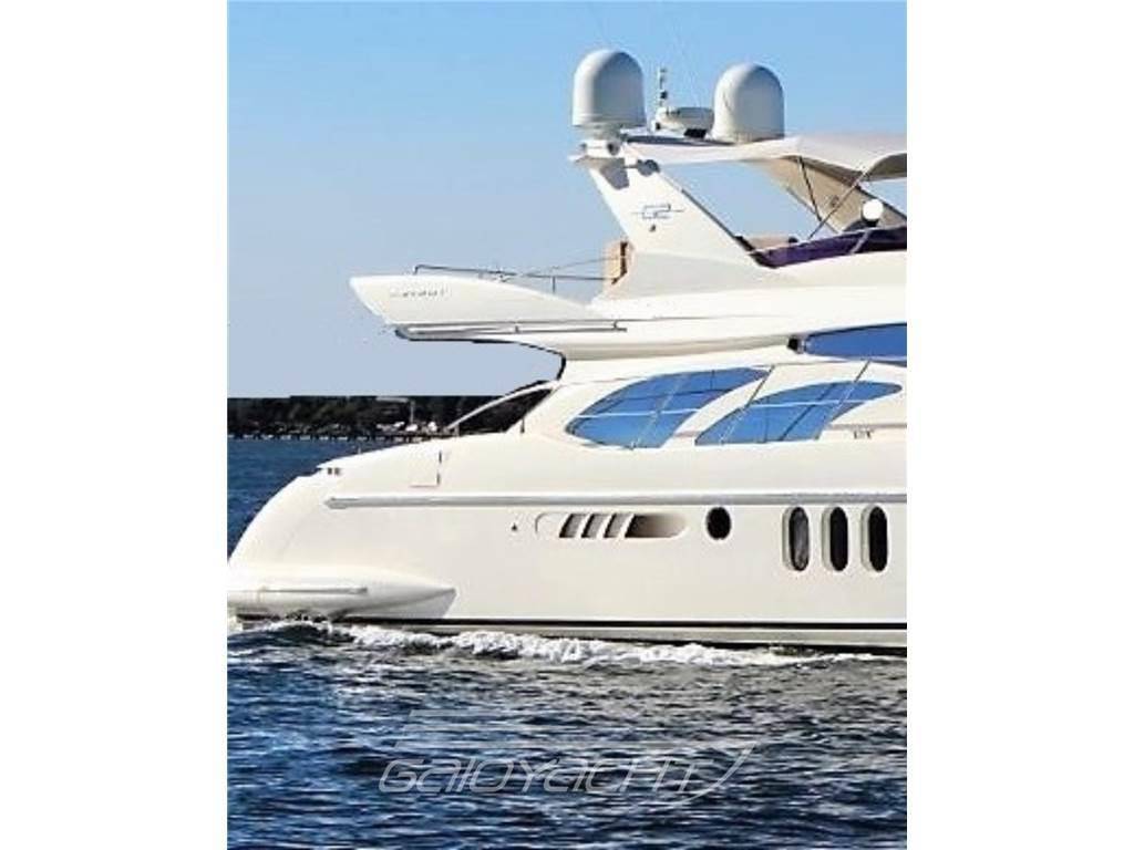 Azimut 62