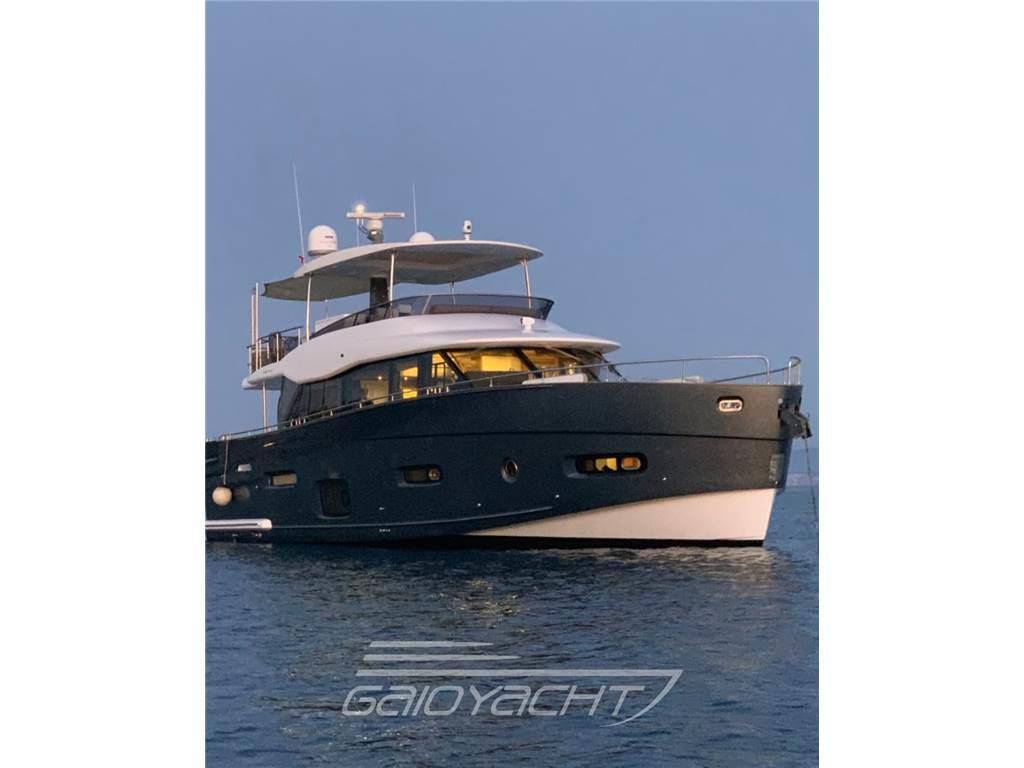 Azimut Magellano 66