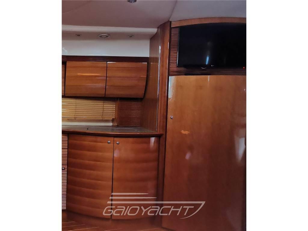 Azimut Atlantis 47