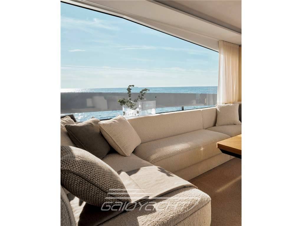 Azimut Seadeck 7