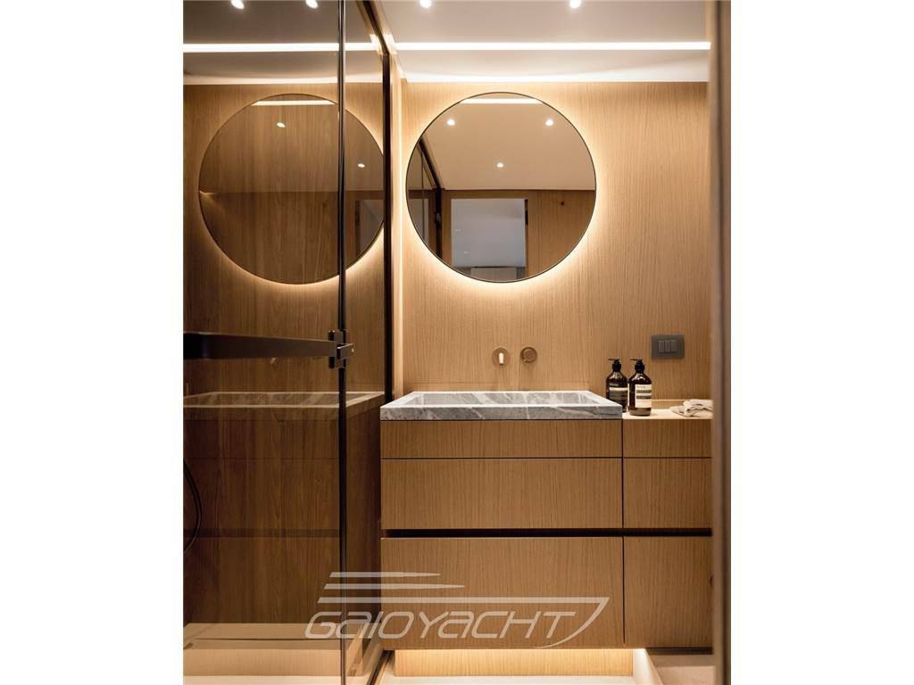 Azimut Seadeck 7