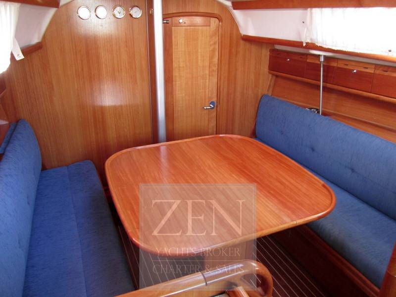 Bavaria 31 cruiser