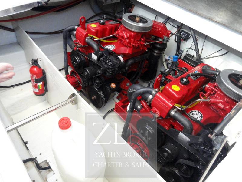 Gobbi 23 cabin
