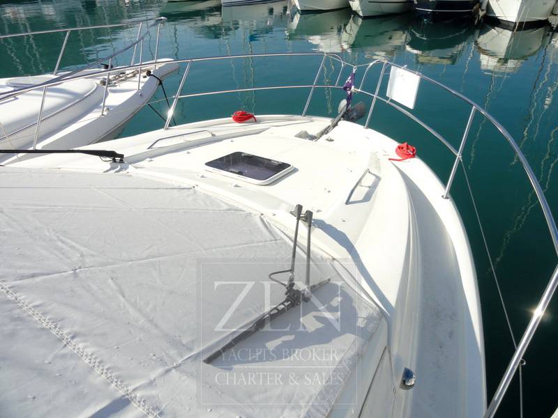 Jeanneau Leader 9 sport top