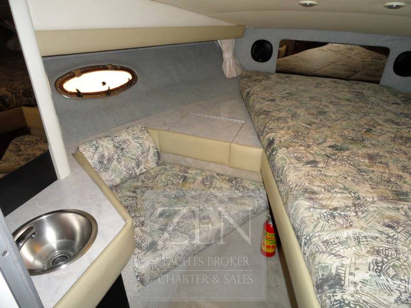 Bayliner 355 avanti