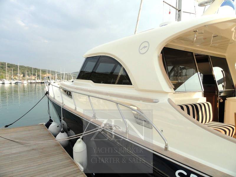 Mochi craft 51 dolphin