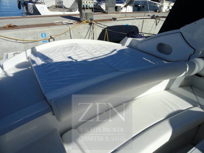 Pershing 37 open