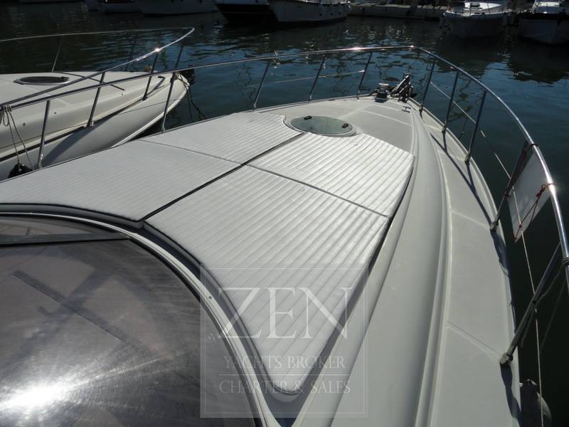 Pershing 37 open