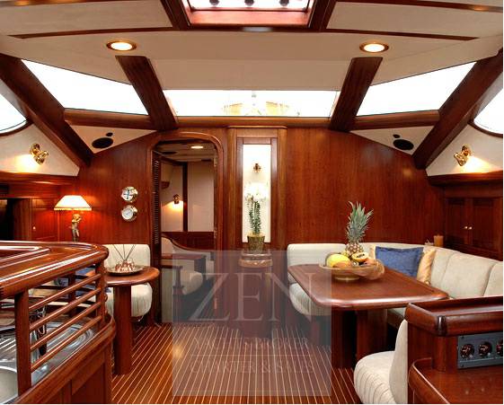 Lagoon royal yachts Pilot saloon 66