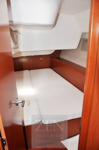 Beneteau Oceanis 43