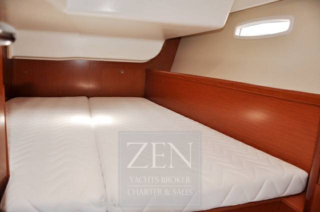 Beneteau Oceanis 43