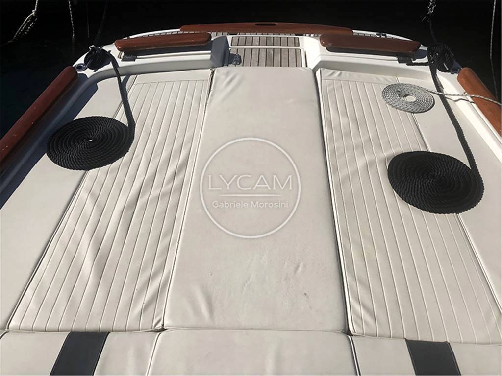 Jeanneau Runabout 755