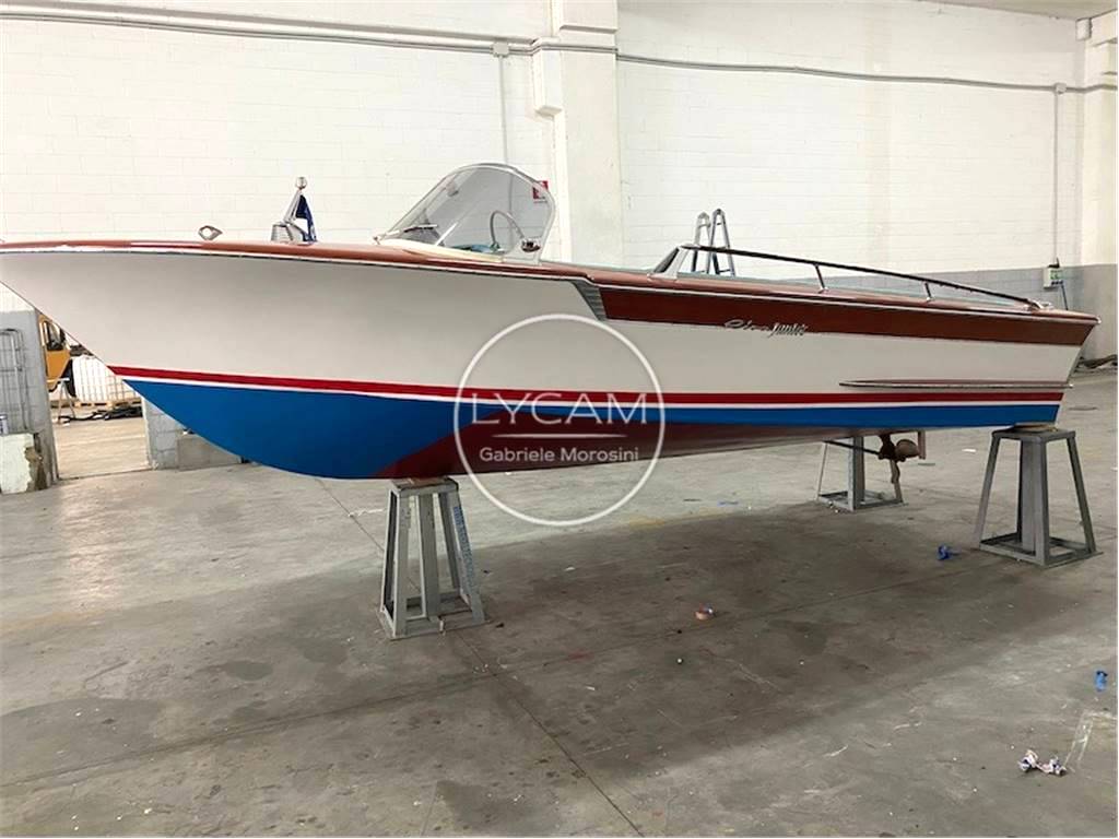 Riva Junior
