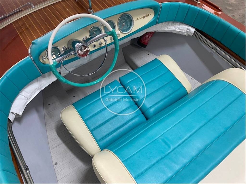 Riva Junior