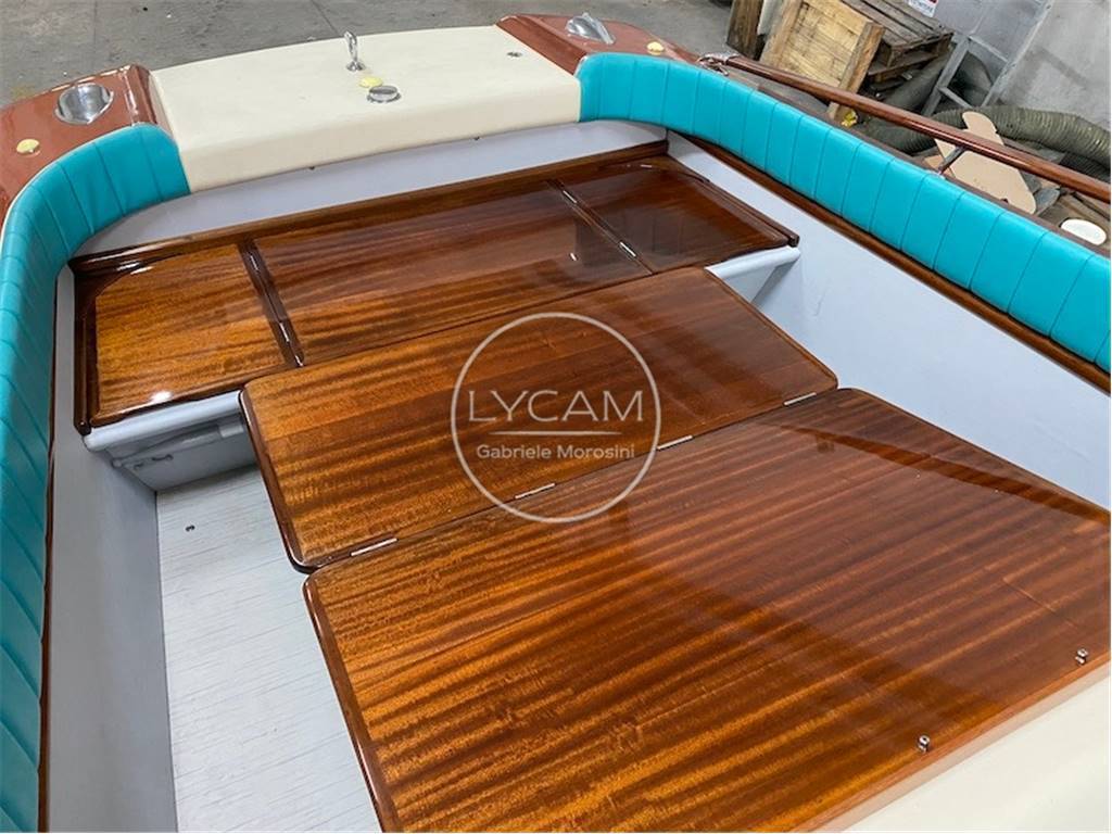 Riva Junior