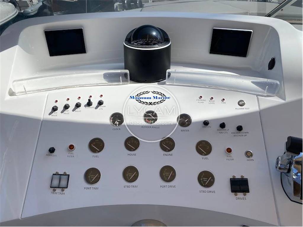 Magnum marine 40 sport