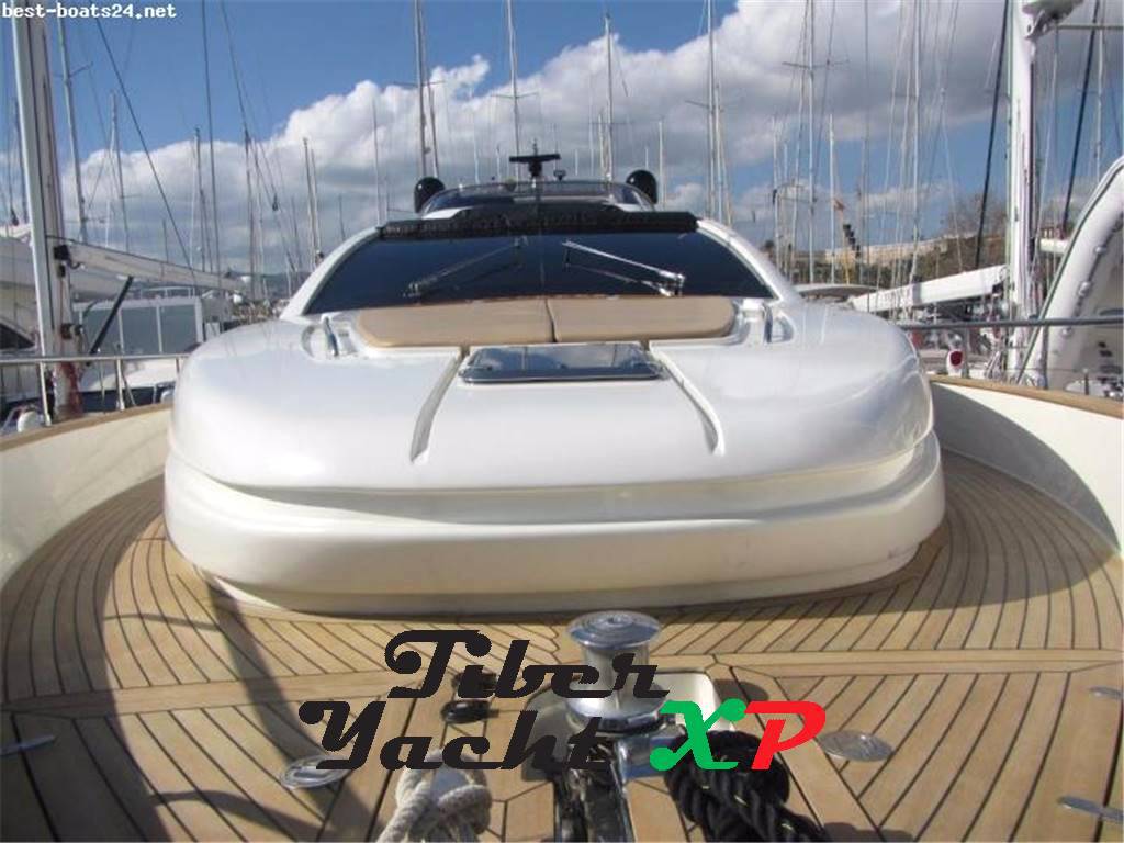 Riva 75 venere - barca in esclusiva