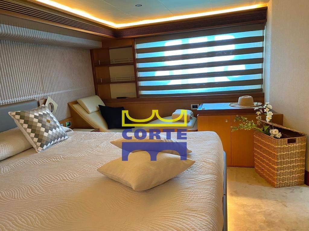 Ferretti yachts 630