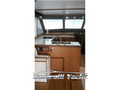 Hatteras 53