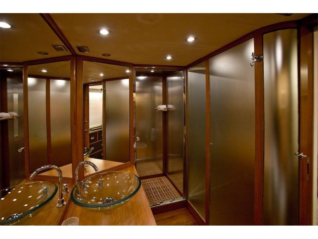 Antago yachts 82
