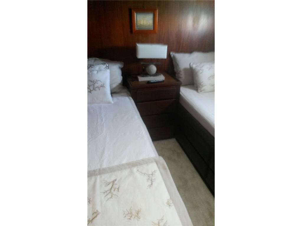 Hatteras 53 conv.