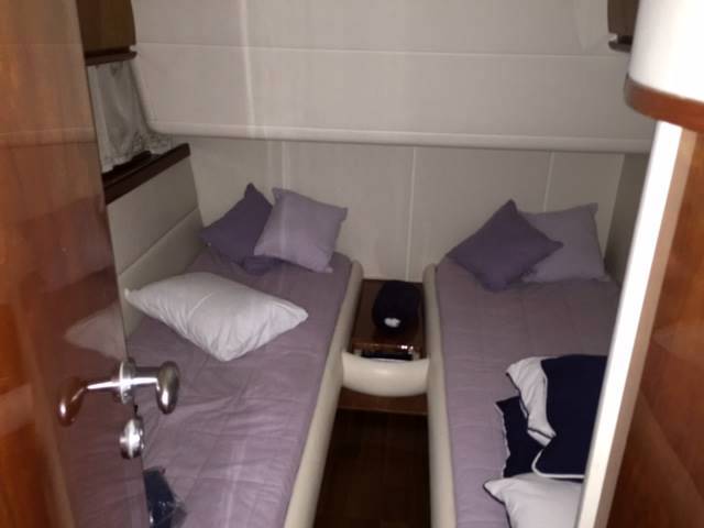 Pershing 54