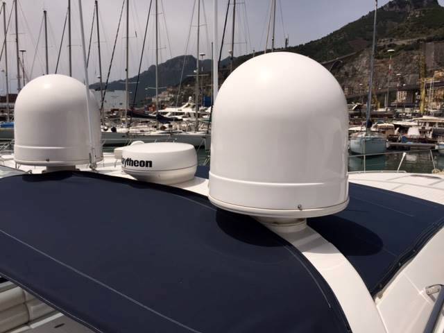 Pershing 54
