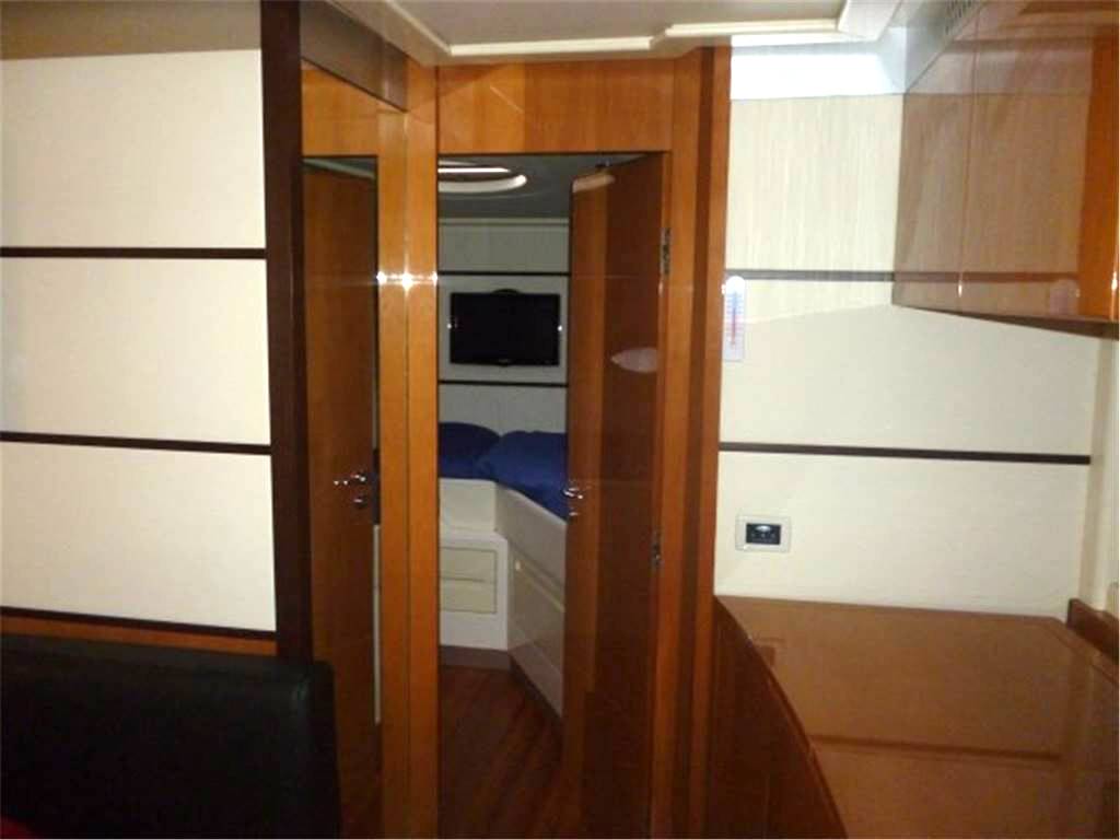 Pershing 62