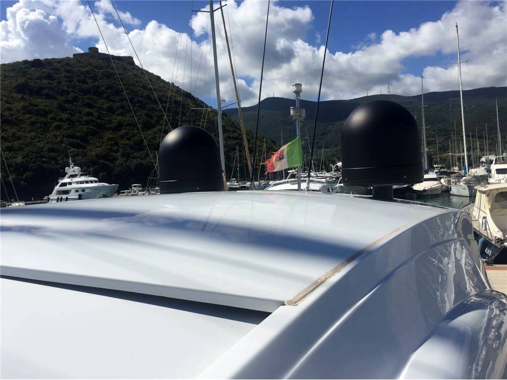 Pershing 56