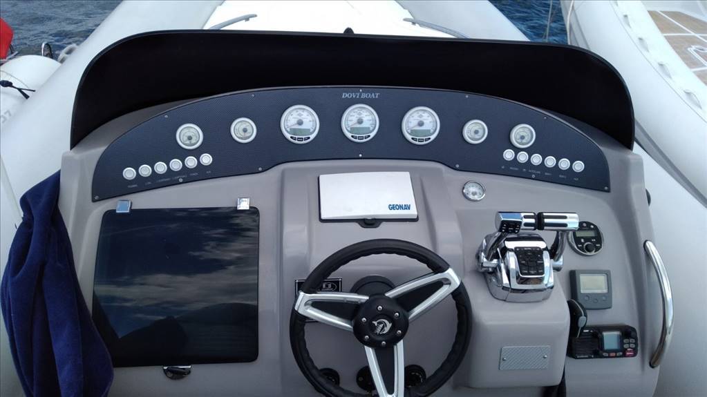 Doviboat F100