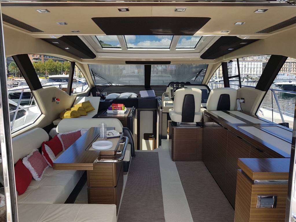Azimut 55s (2015)