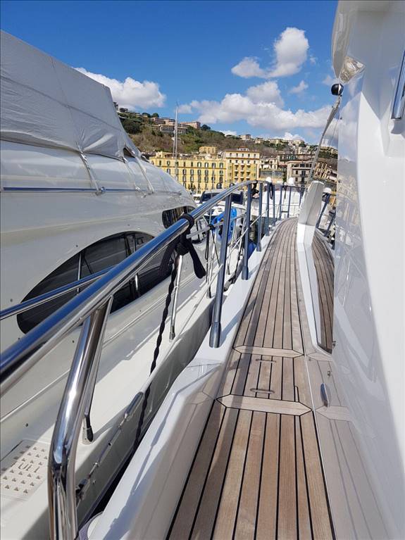 Azimut 55s (2015)
