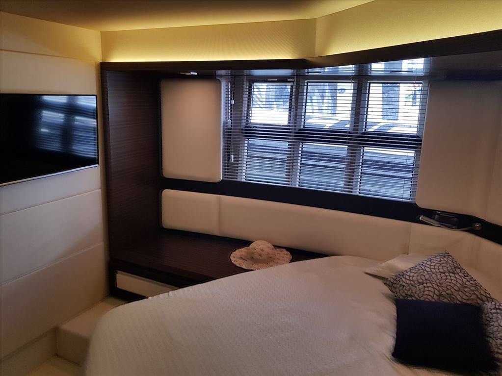 Azimut 55s (2015)