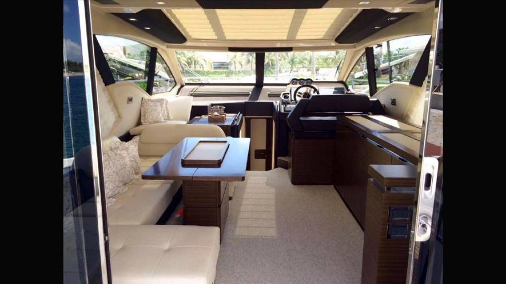 Azimut 55s (2015)