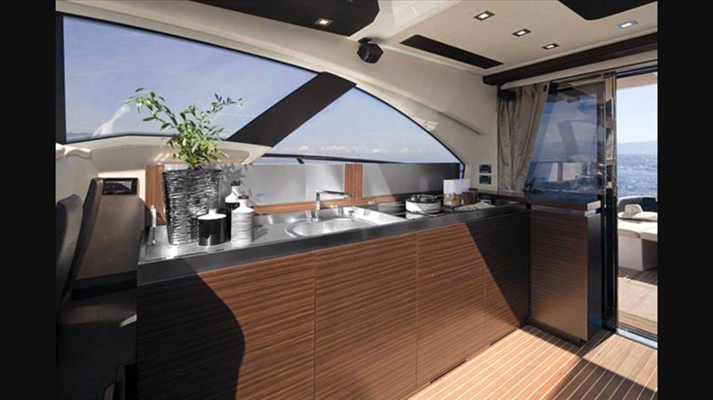 Azimut 55s (2015)