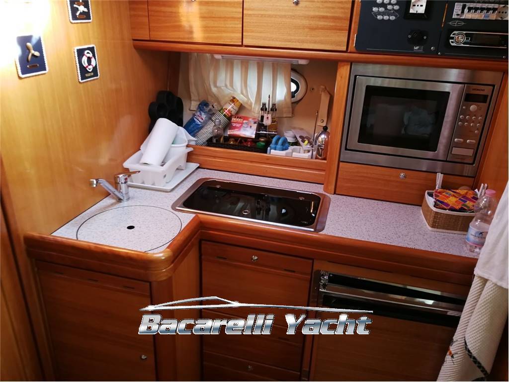 Bavaria 33 ht