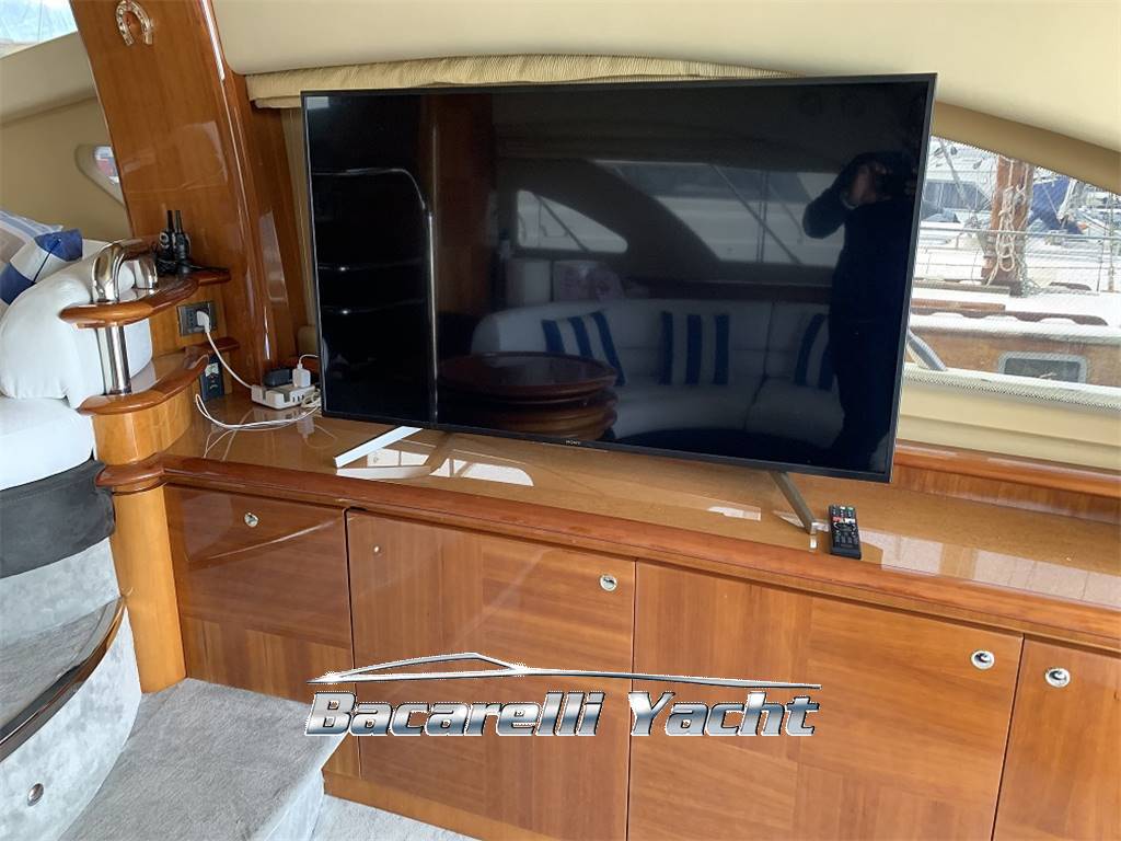 Azimut 55 fly
