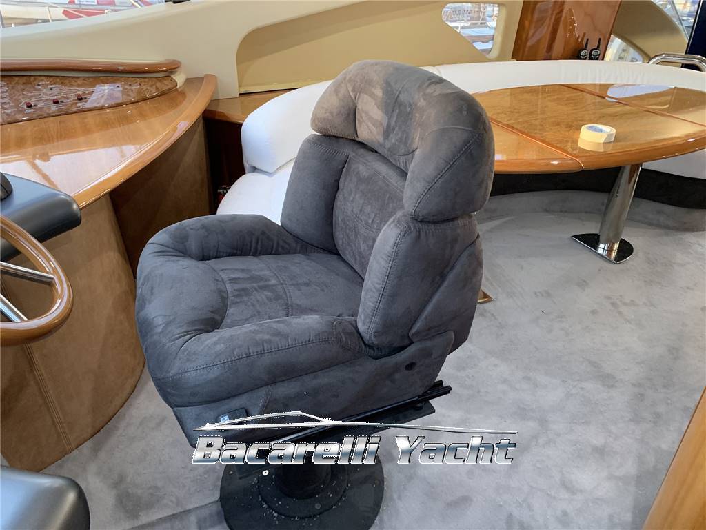 Azimut 55 fly
